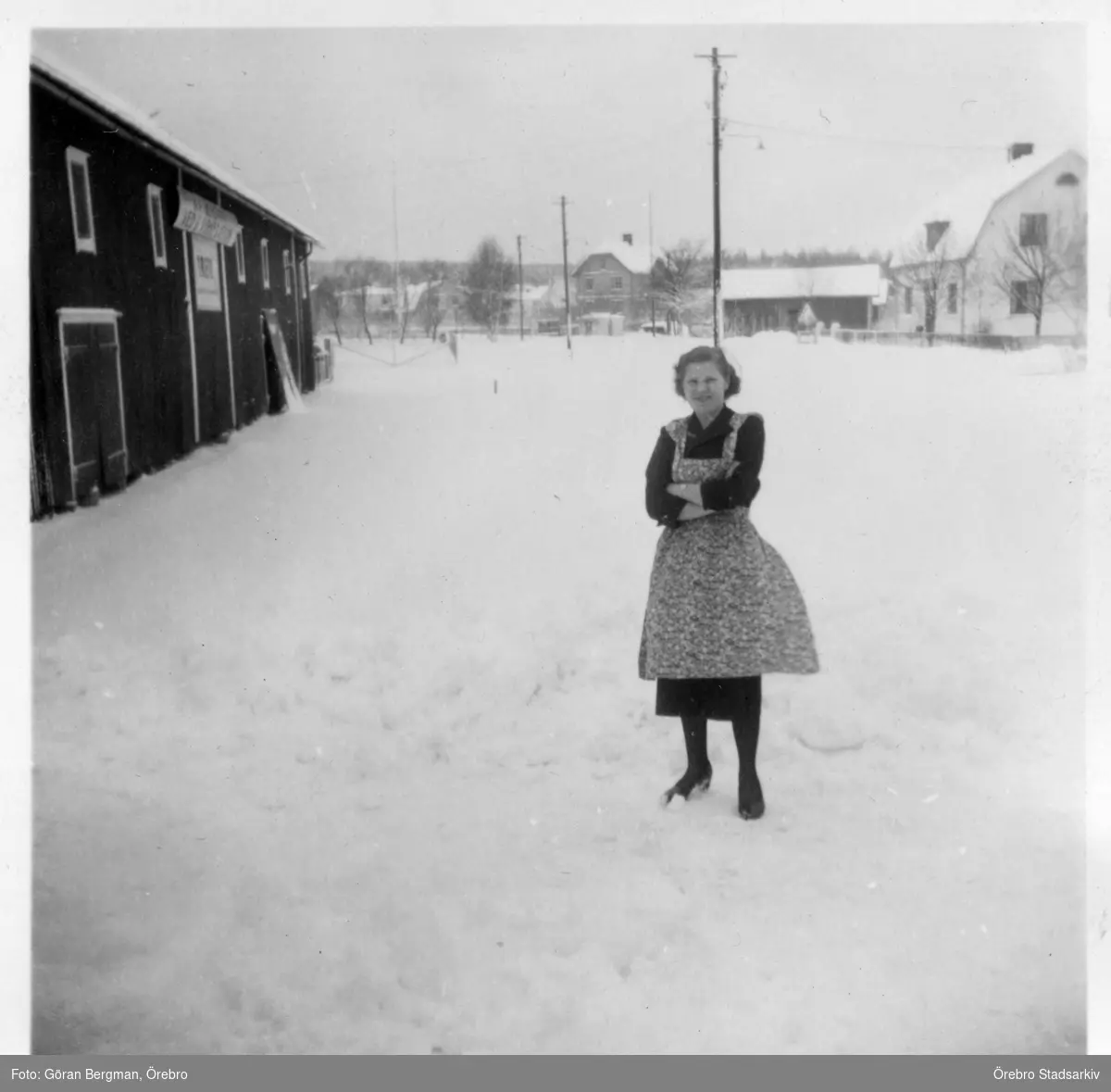 Kvinna på lagårdsbacke

Ulla-Britta Bergman