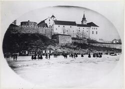Akershusstranden. Skøyteløp på fjorden.