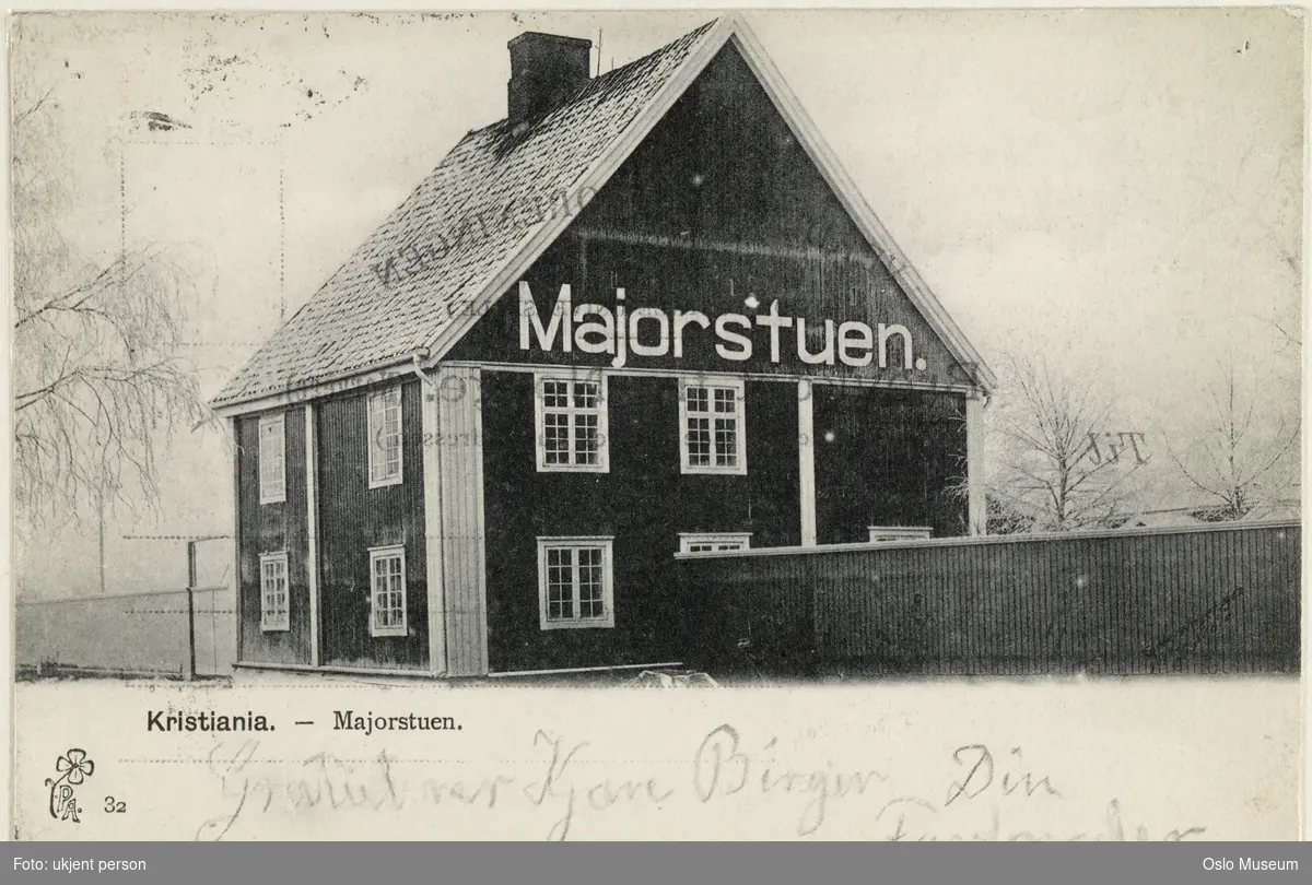 Majorstuen løkke, restaurant, plankegjerde, snø