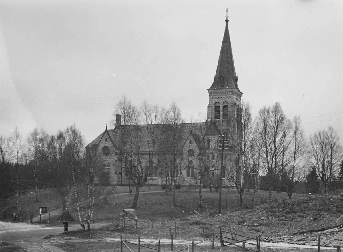 Kinnarumma gamla kyrka innan den sprängdes.