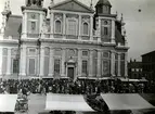 Torghandel utanför Kalmar domkyrka.