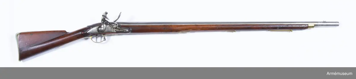 Gevär med flintlås. Relativ längd: 50 kal.