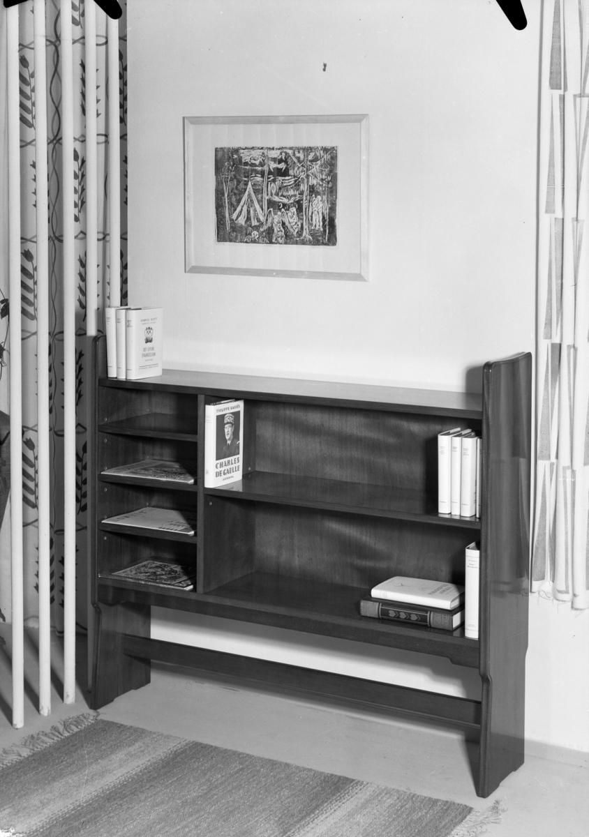 Schou, Aage ark. private hjem, butikkinteriører, møbler, kapellinteriør