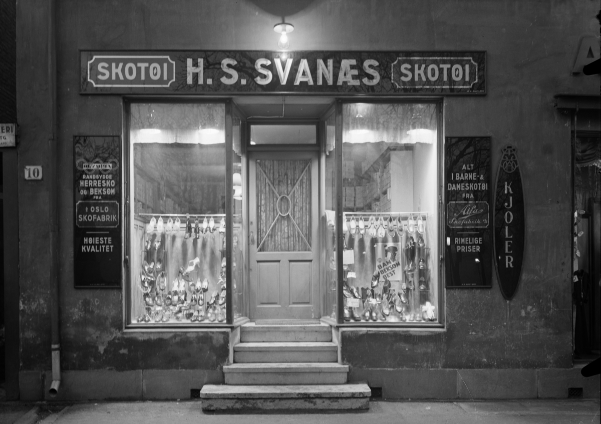 Sverdrup Dahl H. S. Svanæs skotoi "urmaker i arb. Etc" 