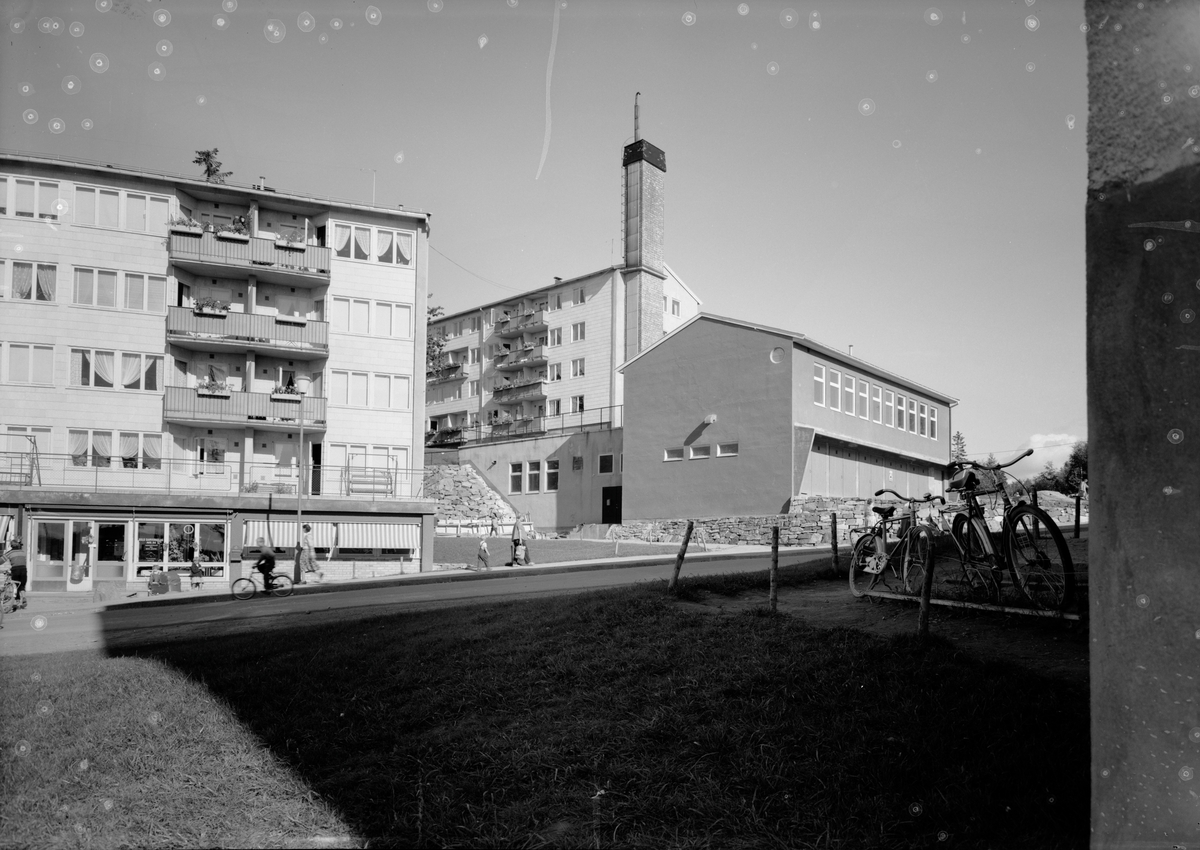 Vaardal-Lunde, ark. ved ark. Hurum, se også: Harry Schierning