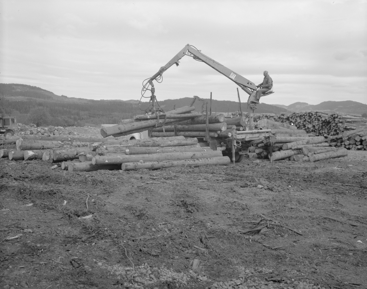 Løvenskiold Fossum bruk.