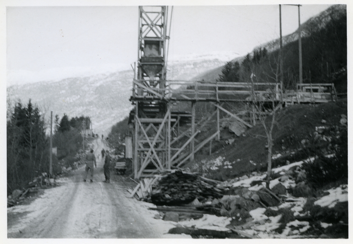 Arbeidet med Eidsfoss Kraftstasjon i Øye.