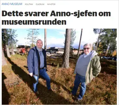 En screenshot av forsiden til en nettavis; tittelen er "Dette svarer Anno-sjefen om museumsrunden" onder er et bilde av to men i utkanten av en skog