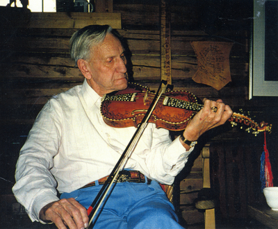 Bøheringsspel - Anund Roheim