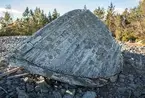 Vrak av estnisk eller finsk flyktbåt från andra världskriget på Synskär strand.