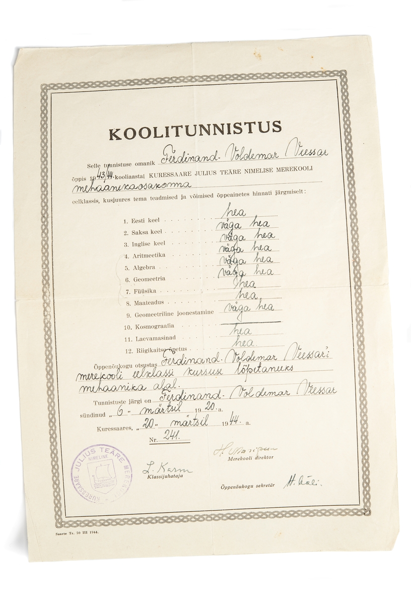 Betyg från Julius Teärs sjöfartsskola i Estland, daterat 20 mars 1944. Korg. Togs med på flykt från Ormsö, Estland till Sverige år 1943. 
