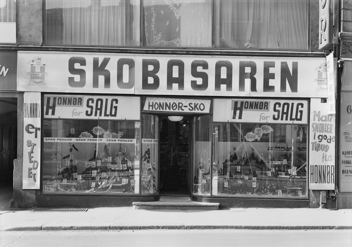 Produkter for stell av sko fra Scania Kjemiske.