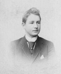 Tellef Dahll Schweigaard, ung mann/gutt.