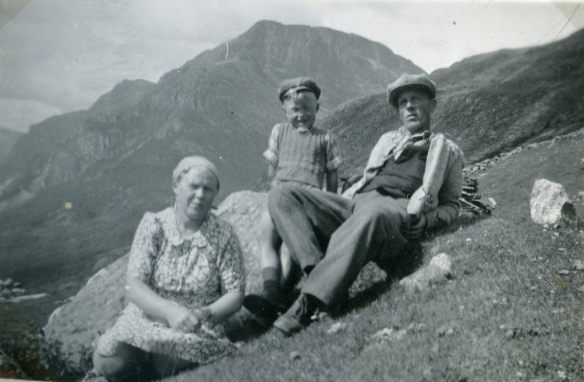 Frå venstre: Pauline Bordal(Nes-Hedemark), Arne O. Oldre og Ola Oldre Hamre