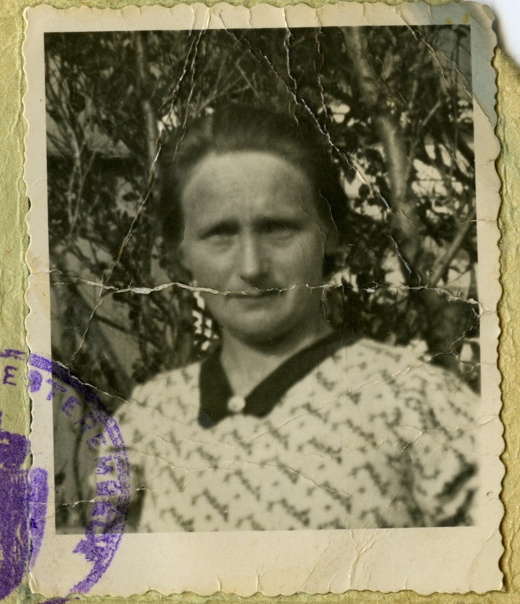Portrett på tysk/norsk grensebeboerbevis fra 1940.