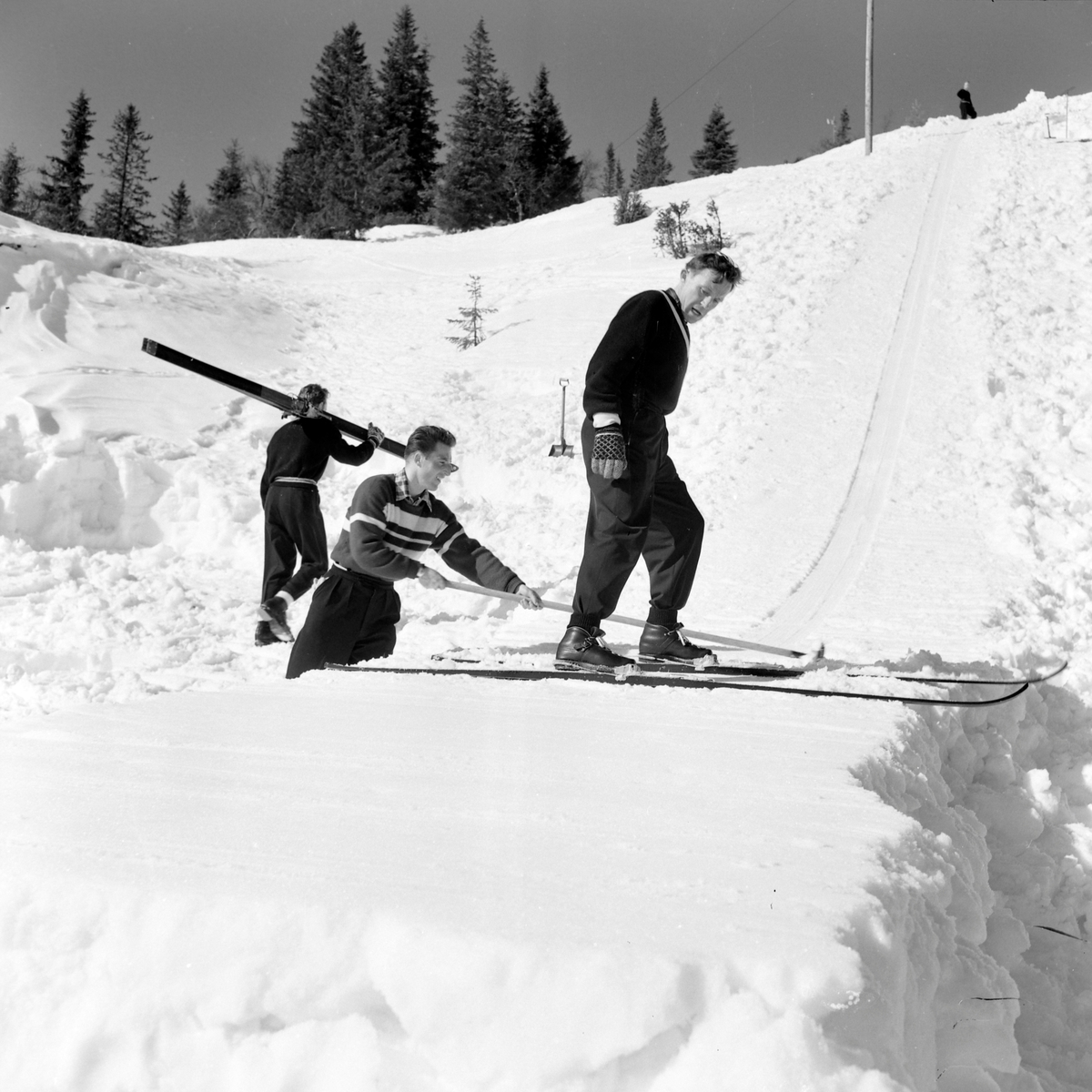 Hoppkurs i Treningsbakken ved Skistua