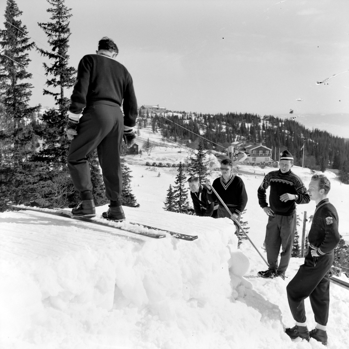 Hoppkurs i Treningsbakken ved Skistua