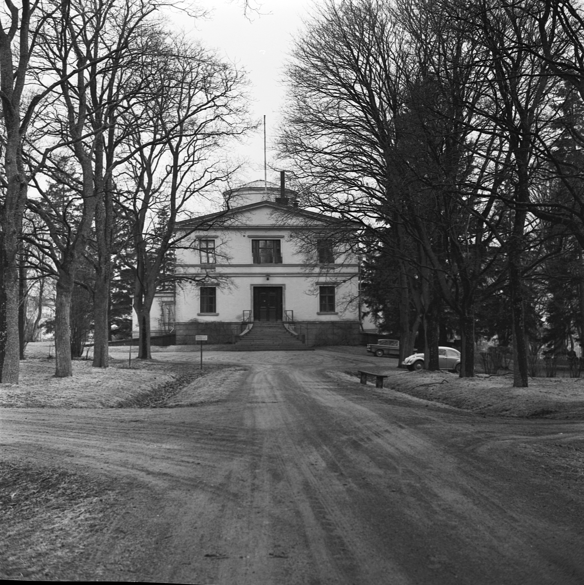 Astronomiska observatoriet i Uppsala 1964