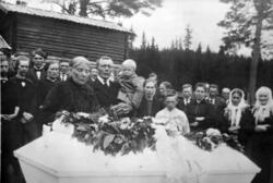 Gravferda til Gudbrand O. Dalen 1924. Hillstad  Brkkom Ringe