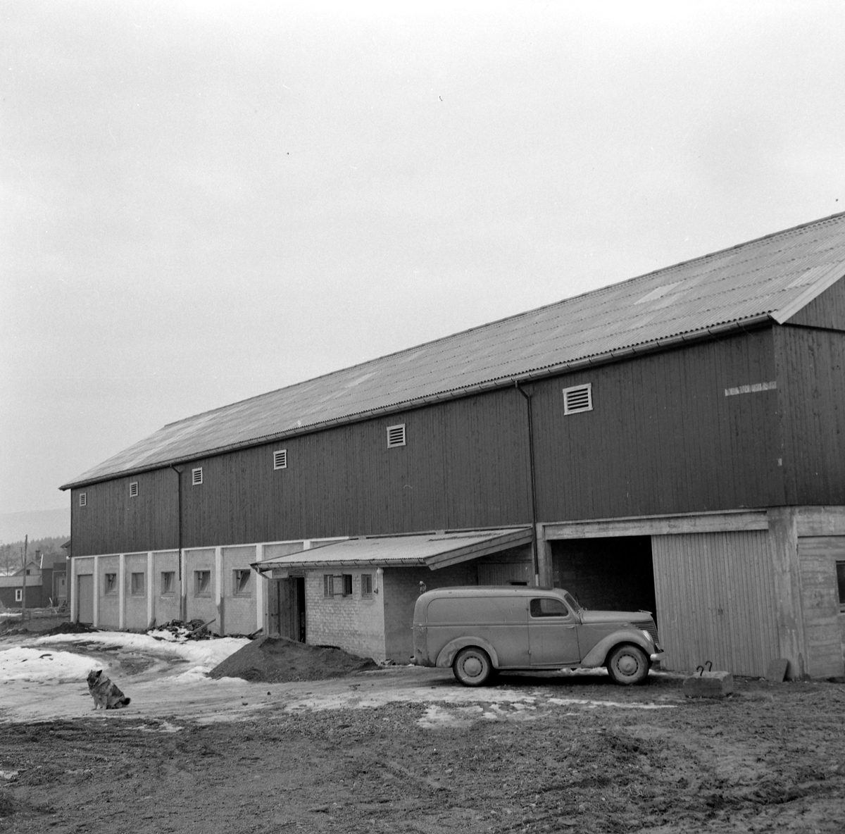 Ny og moderne driftsbygning på Bromstad gård