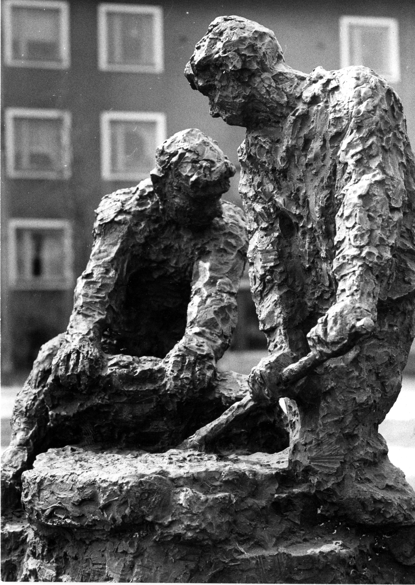 "Kalkarbetarna", skulptur vid Wetterlinsgatan.