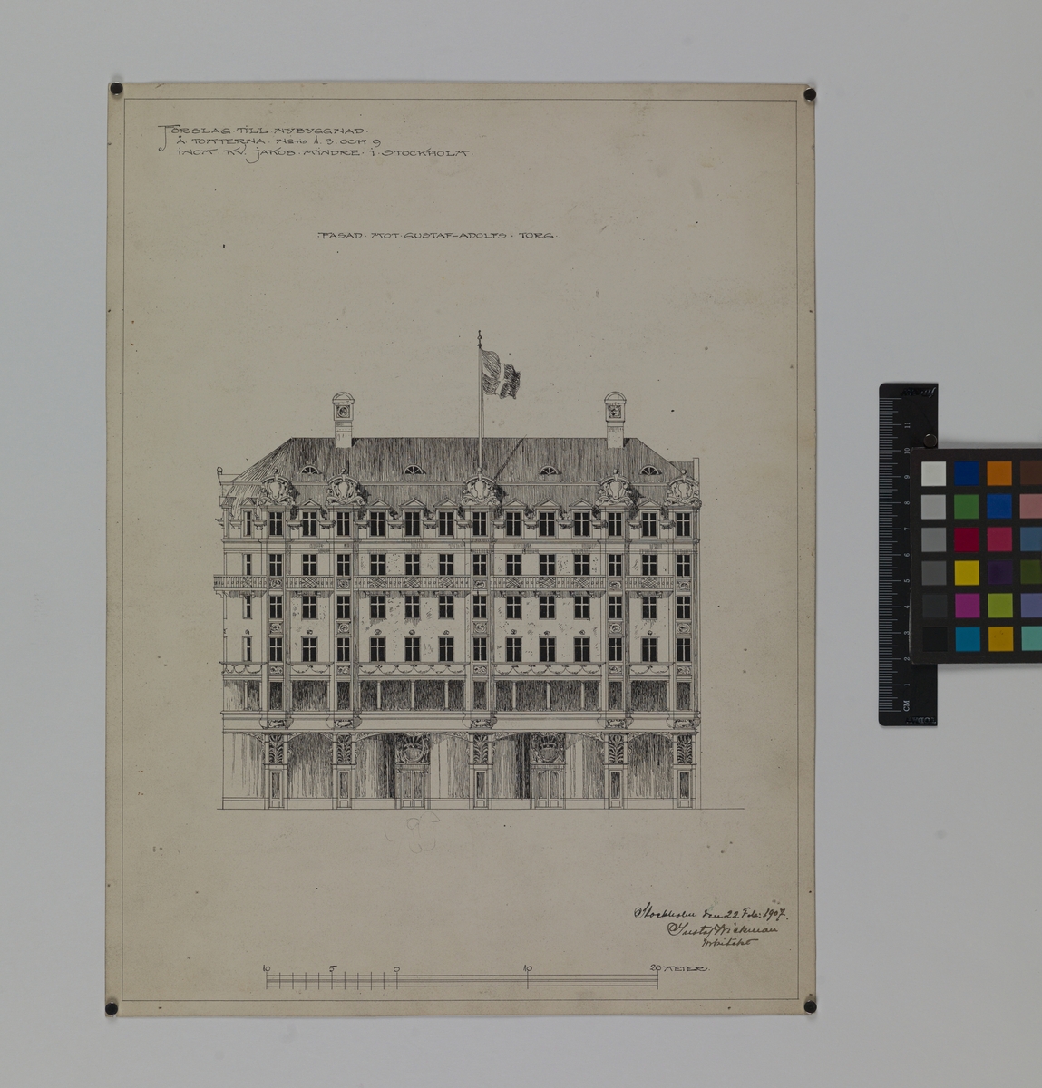 Förslag till nybyggnad å tomterna1, 2 och 9 inom kv Jakob mindre i Stockholm fasad mot Gustaf-Adolfs torg.