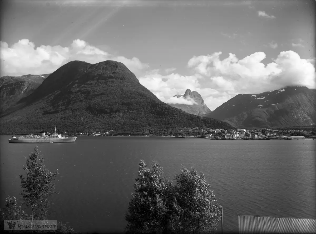 "Åndalsnes"