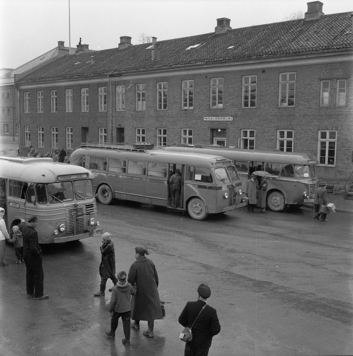 Stor påsketrafikk på Rutebilstasjonen