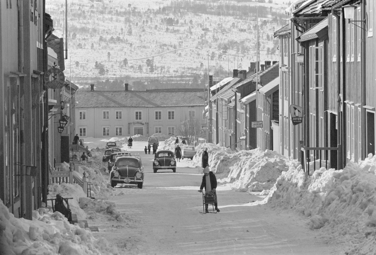 Utsyn over en gate på Røros.