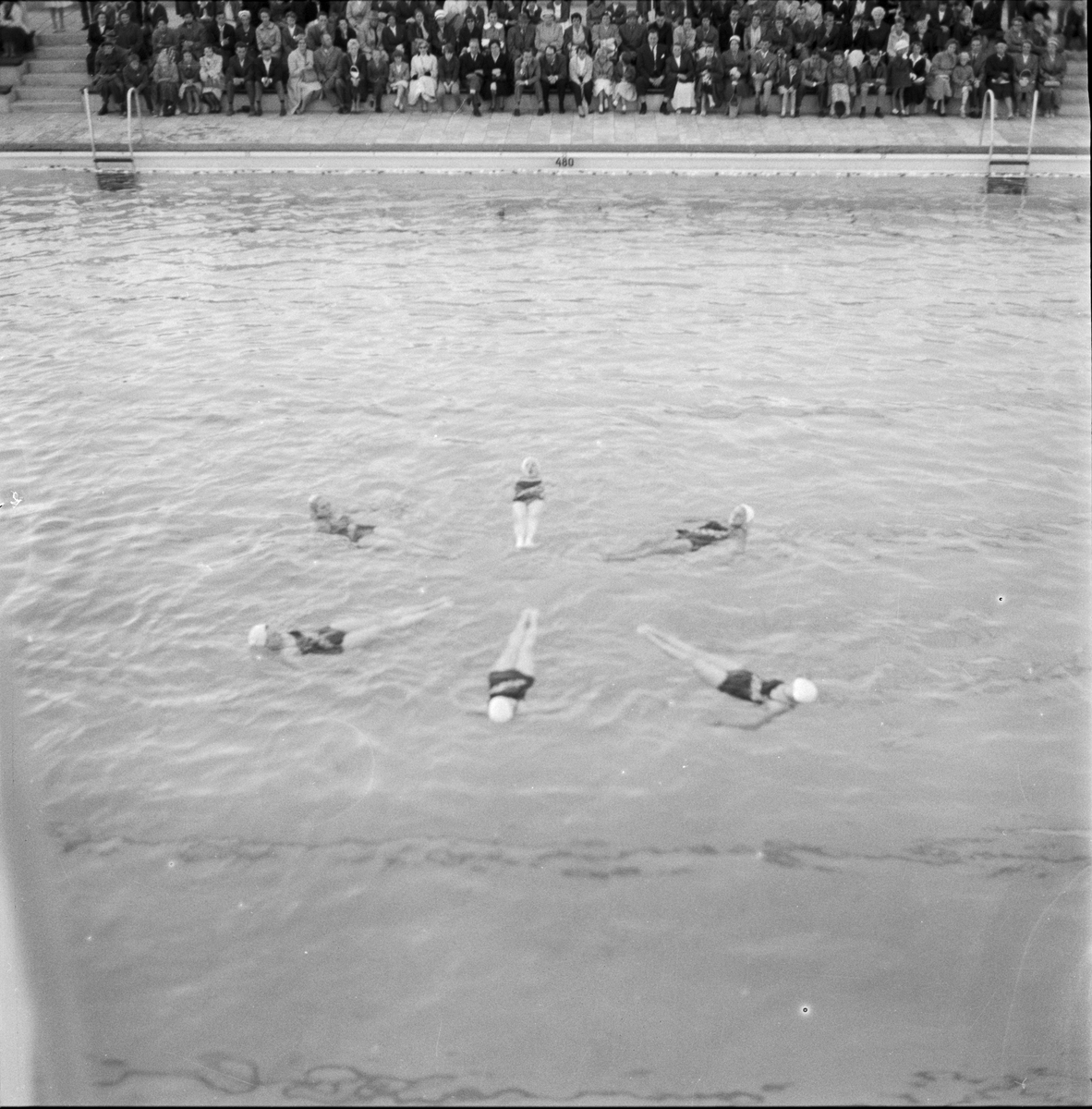 "Vattengala i landbadet", Uppsala 1959