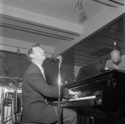 Røde Kors tilstelning på Astoria