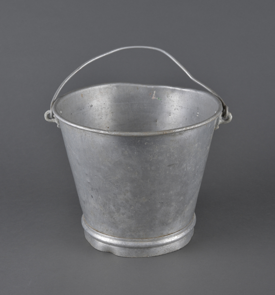 Bøtte til vannbæring/melking.