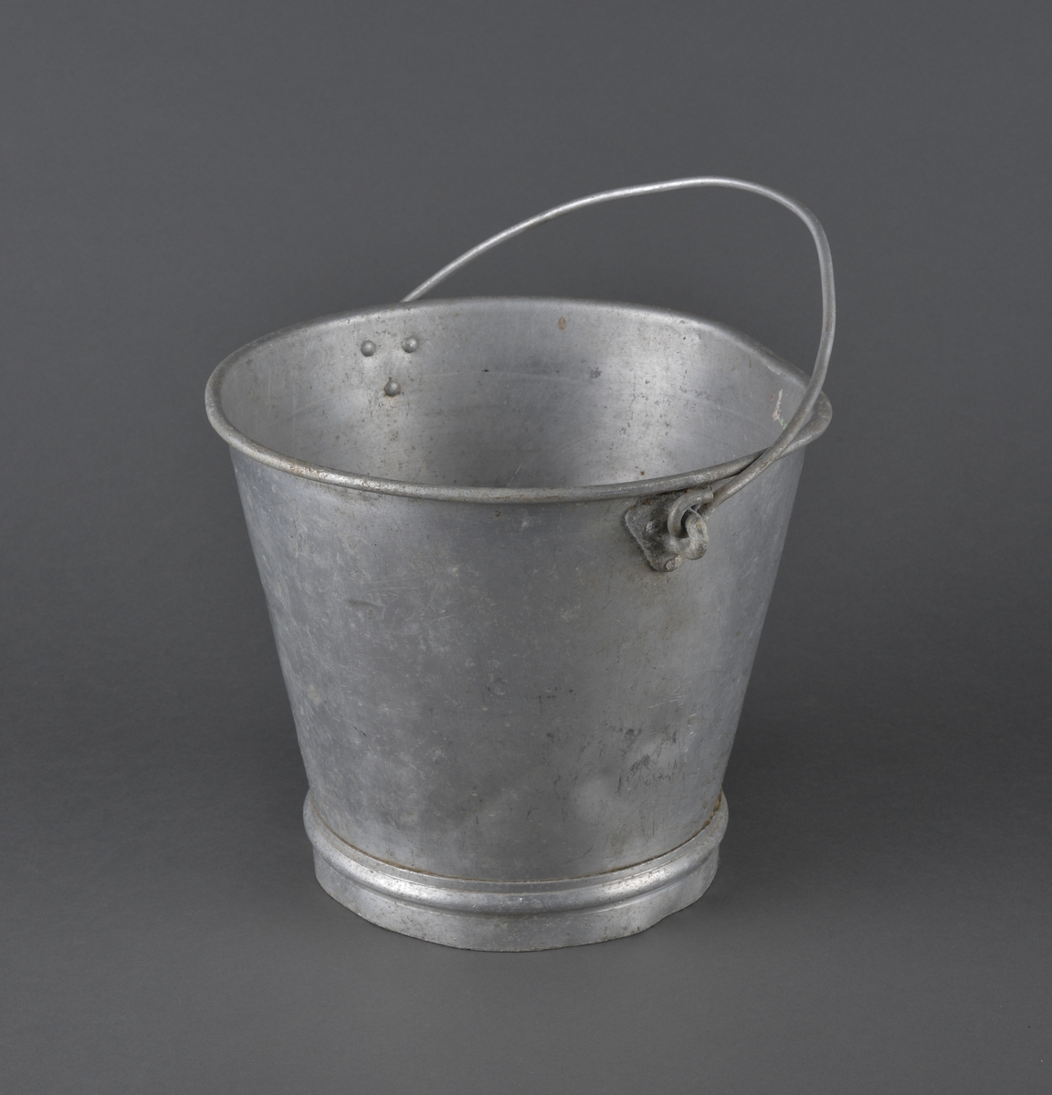 Bøtte til vannbæring/melking.