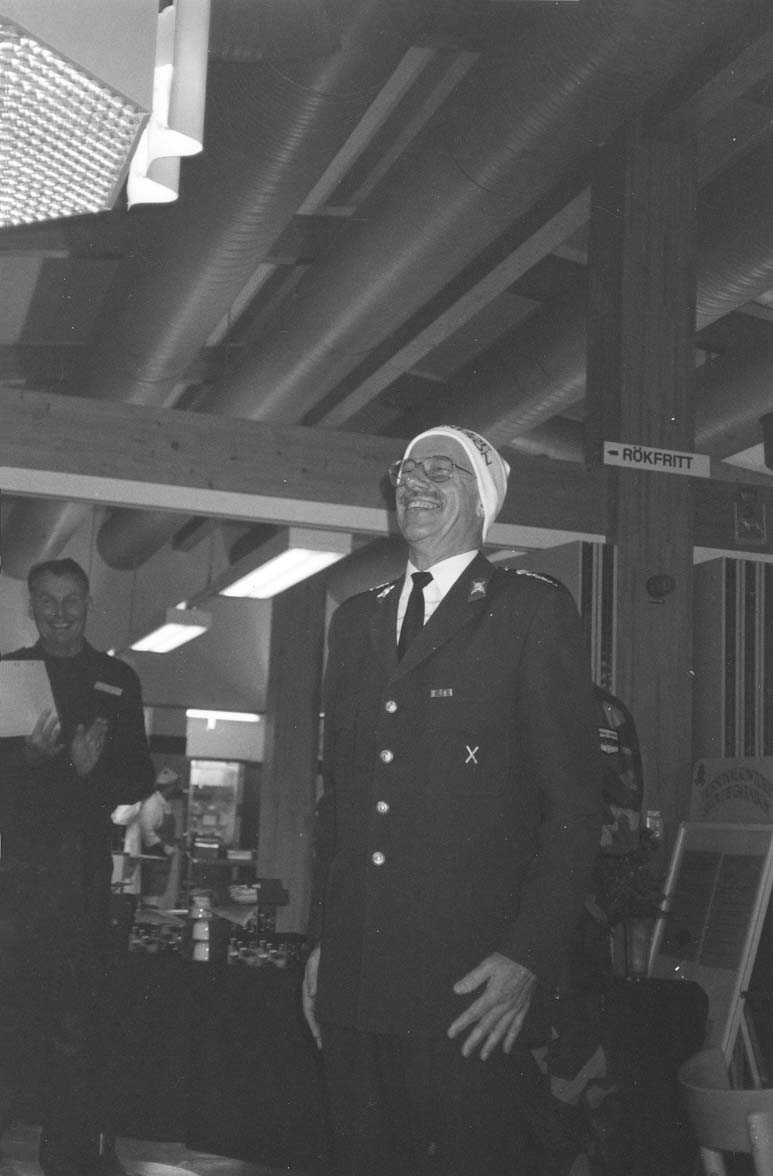 Julkaffe 1993. Överste Nils Smith.