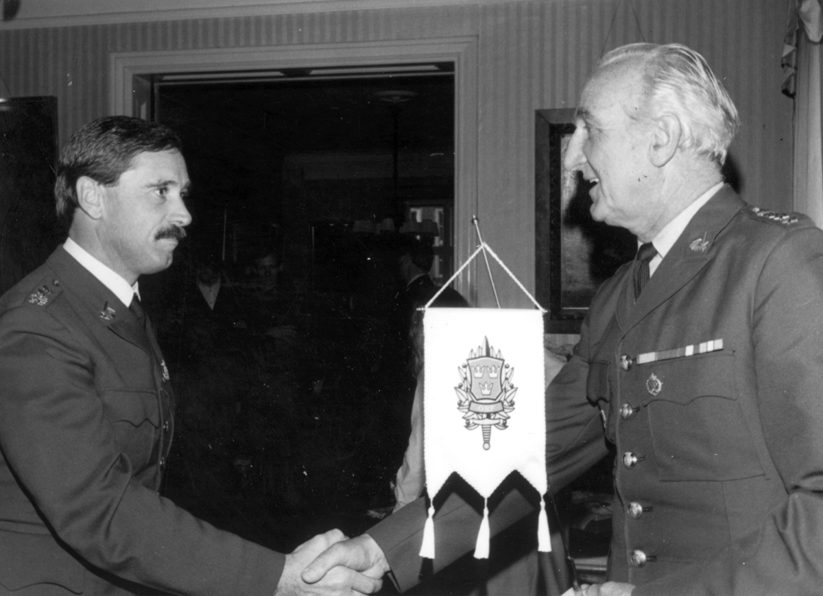 Lars-Erik Lindh på Carl-Gösta Norderups avtackning på Skaraborgsmässen 19840928.