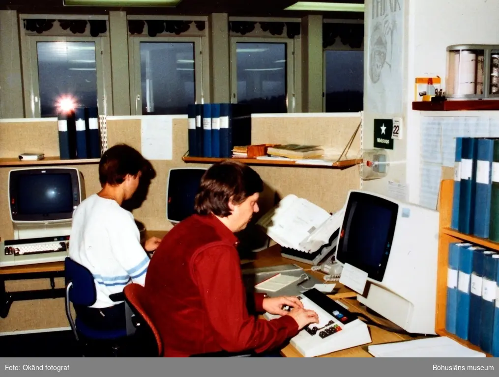 Fotomontage från Uddevallavarvet med motiv som visar på de olika verksamheterna som ingick i företagets produktion