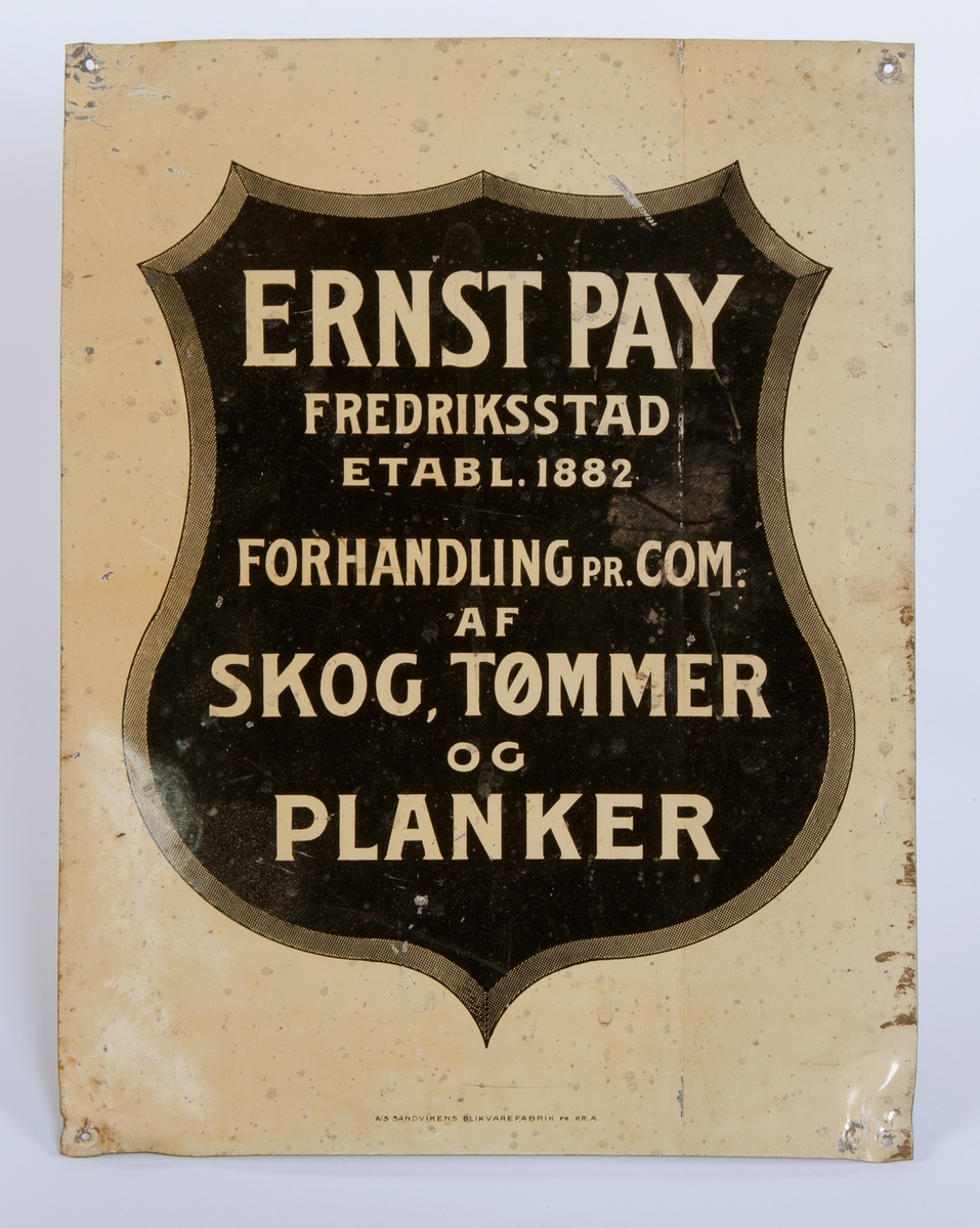 Rektangulært skilt av metal