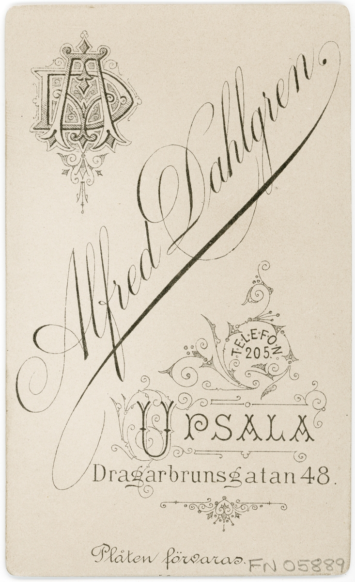 Kabinettsfotografi - vy över stadsdelen Fjärdingen, Uppsala 1890