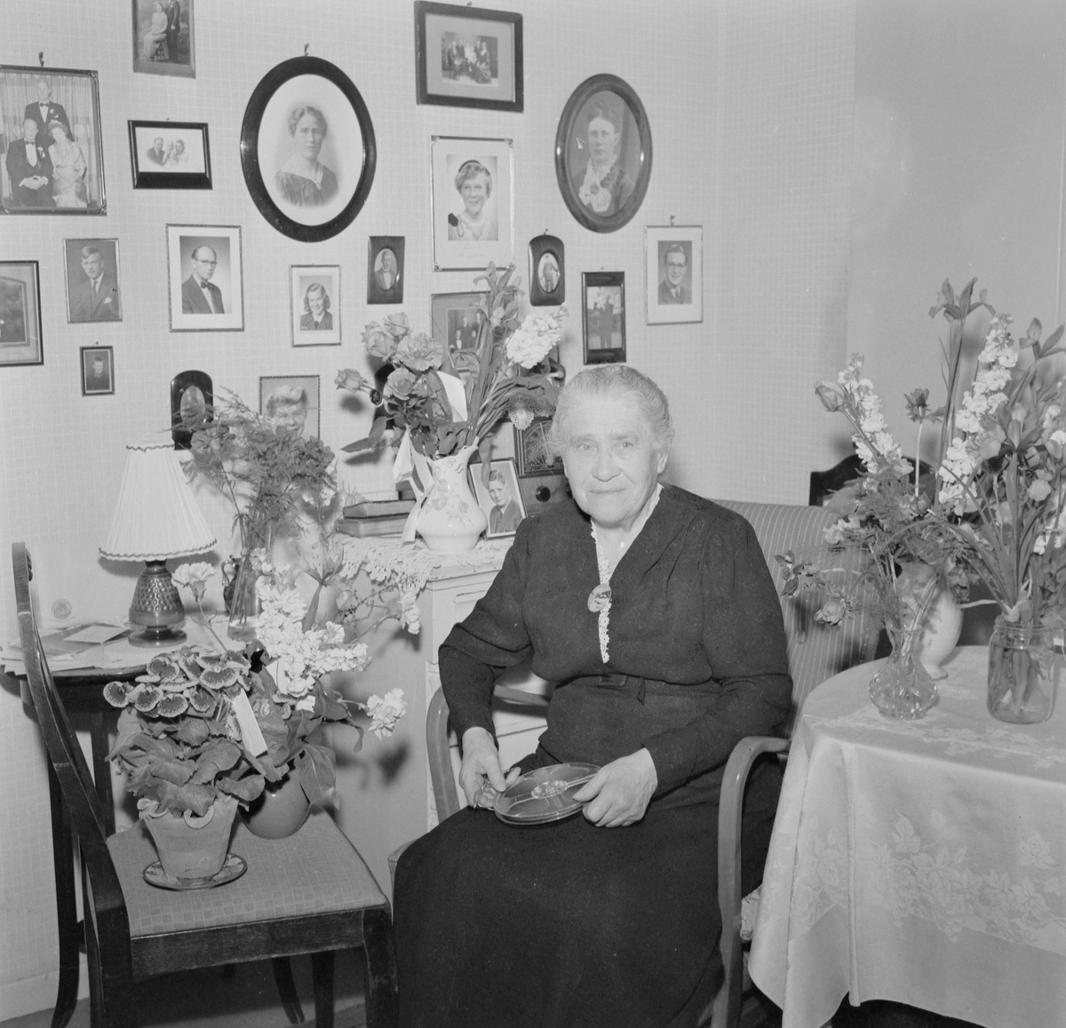 Fru Olivia Hagenes fyller 80 år