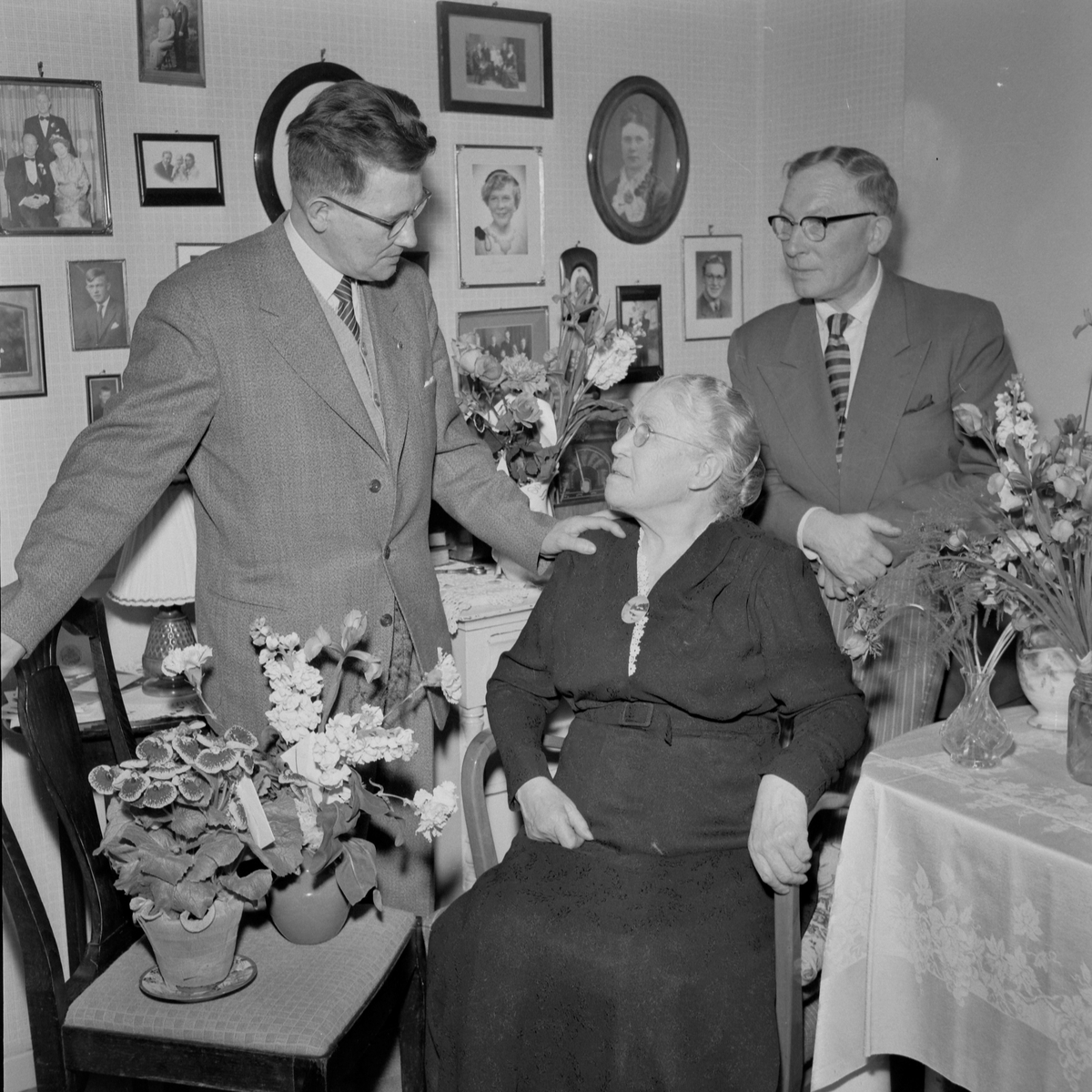 Fru Olivia Hagenes fyller 80 år