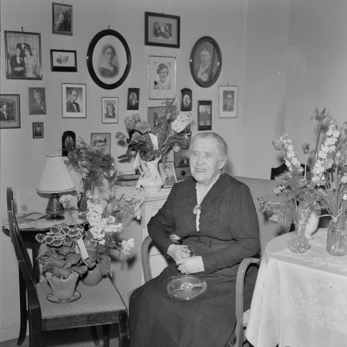 Fru Olivia Hagenes fyller 80 år