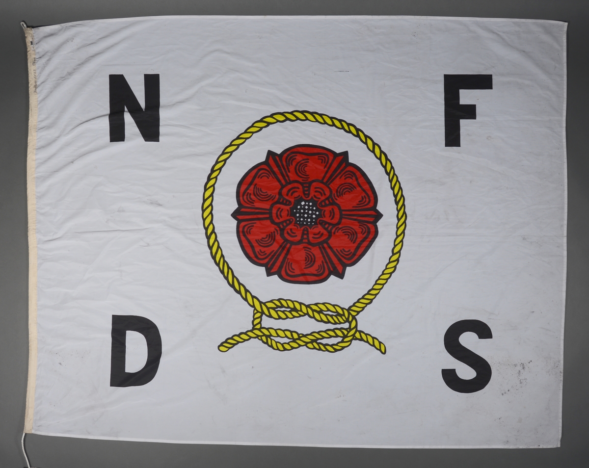 NFDS logo, en rød blomst innsirklet av et gult tauverk.