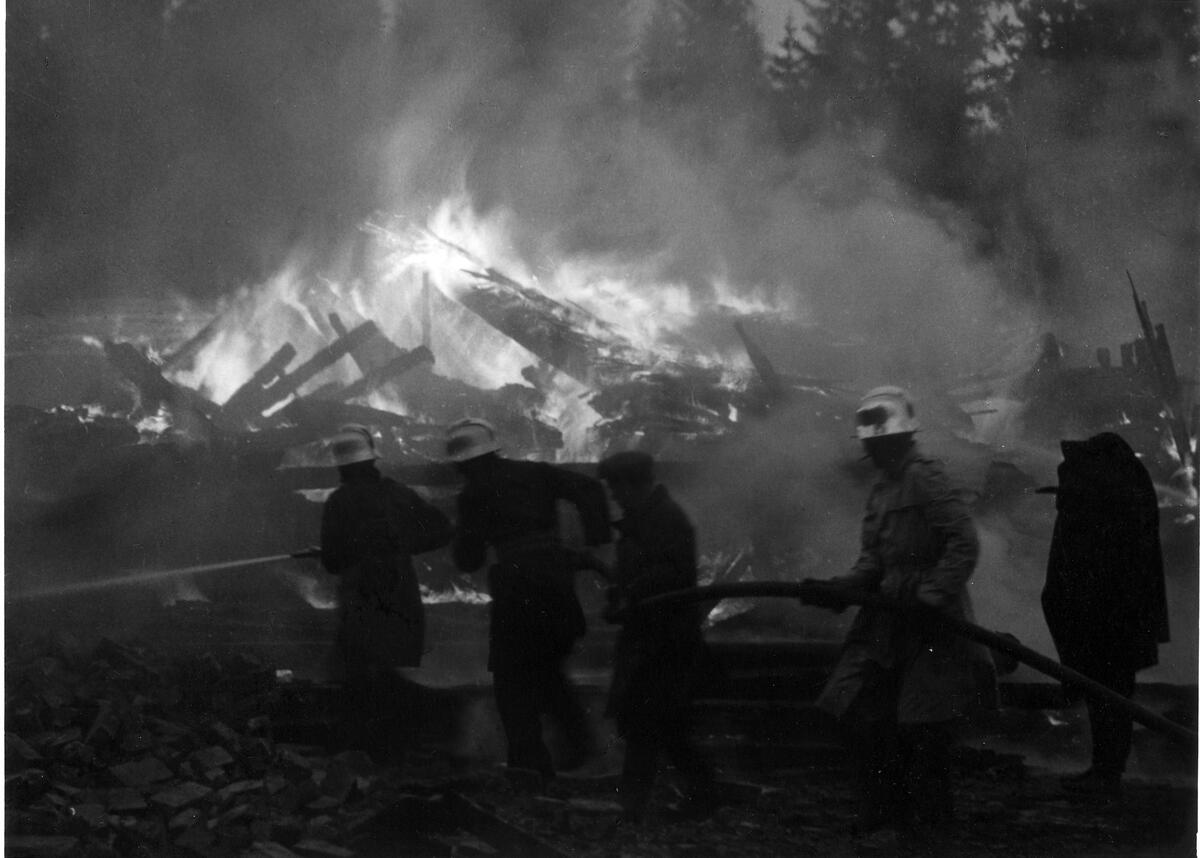 Gamla bokhandelns brand 1945