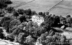 Hammars gård/säteri. Att gården tillhör en av de äldsta i Vä