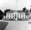 Tuna. Herrgården uppförd 1848. Vid en ombyggnad 1912-13 erhöll den sin nuvarande karaktär.