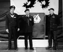 Bild tagen i samband med åldersklassens utryckning 1972-73, överste Stig Colliander flankeras av kapten Jaakko Bergqvist (dagofficer) och löjtnant Nils Jannerstad.