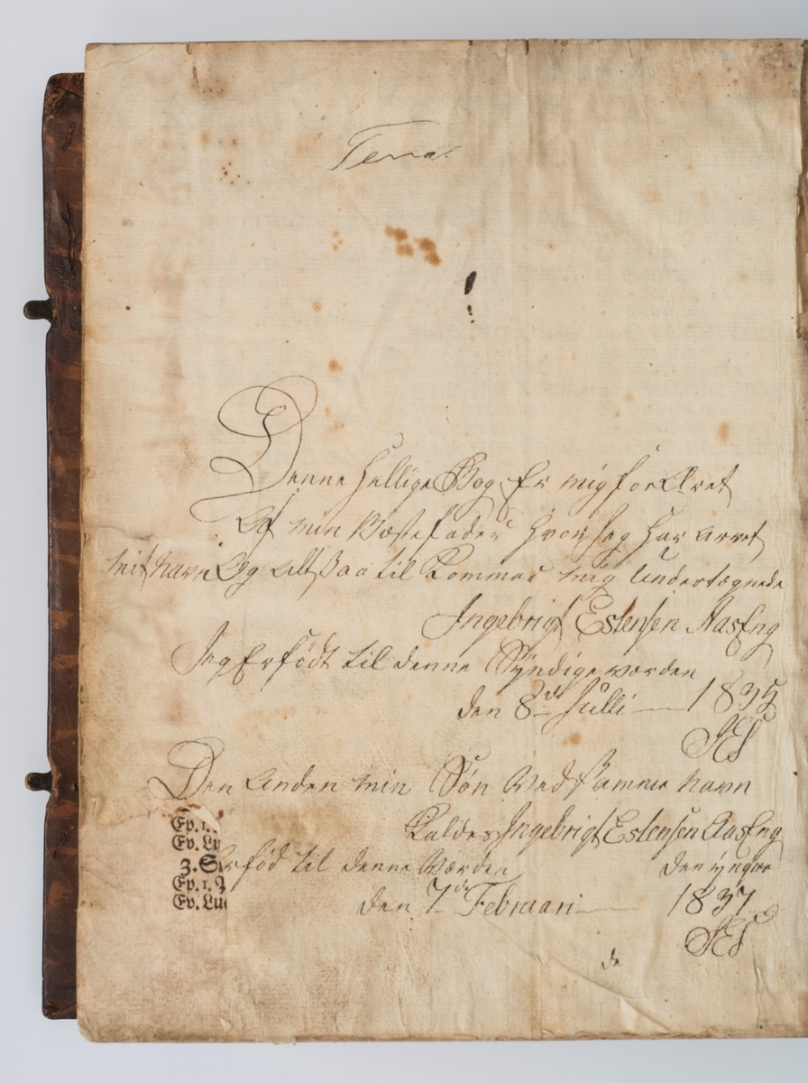 BIBLIA , Det er Den Gandske Hellige Skrift, Ved Kong Frederich Den Fierdes Christelige Omsorg. KIØBENHAVN , Trykket udi Missions-Collegii Bogtrykkeri. Anno 1722

Bibel, dansk, fra 1722 i kvartformat. Skinnbind, opprinnelig, samt sekundært skinnbind (varebind) overtrekt.  Omfattende dekor og "BIBLIA" på rygg.  Muligens dekorert snitt. To bokspenner med ornamentert hode i messing og remmer laget av lær og pergament.

Dette er en stor bibel i kvartformat. Det er en meget sjelden utgave. I forordet står det nevnt at man har tenkt på de gamle og svaksynte ved å trykke med stor skrift.