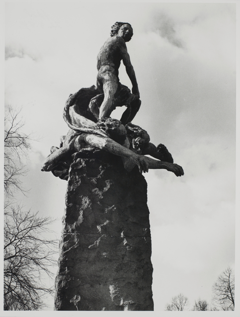 Foto av Abel-monumentet i Oslo.