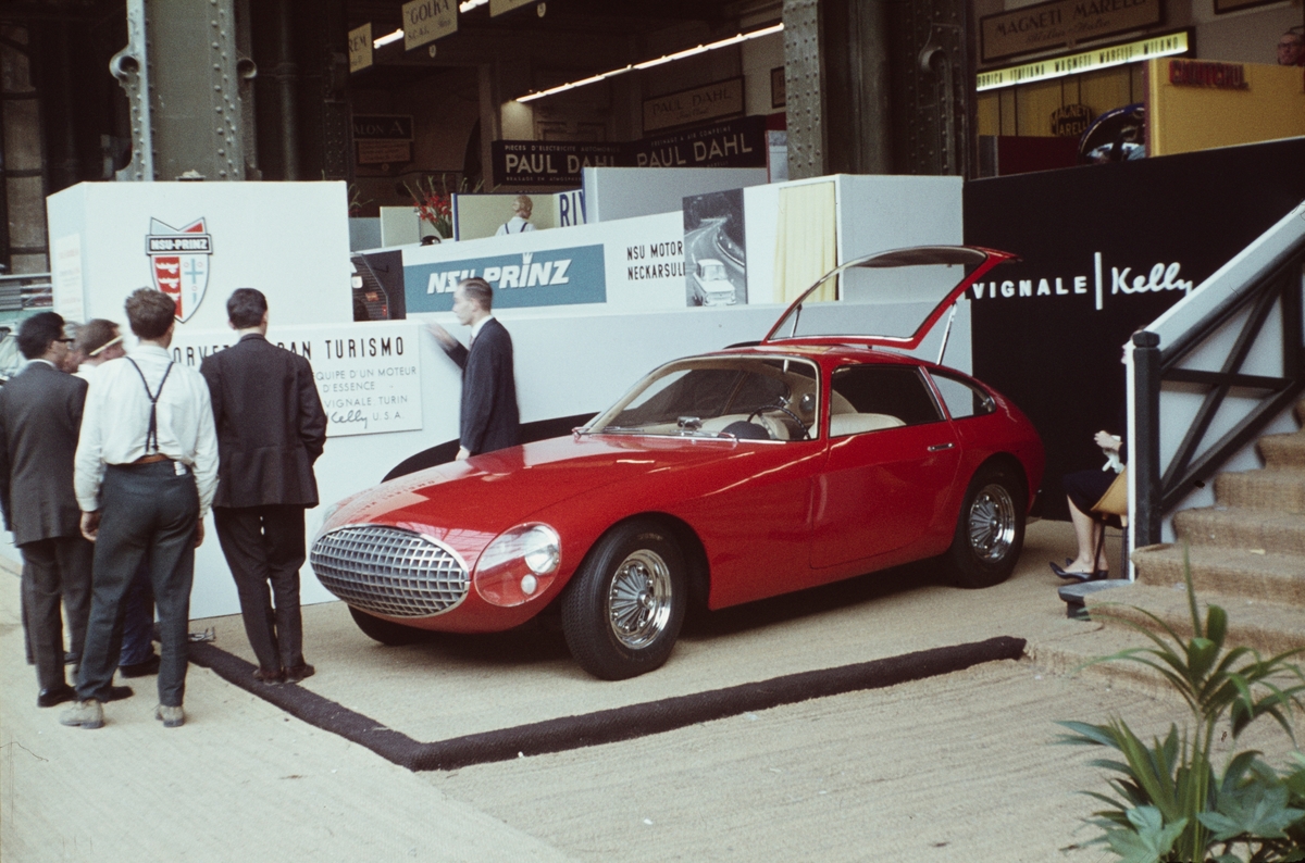 Foto fra en bilmesse i Frankrike. Corvette Gran Turismo.