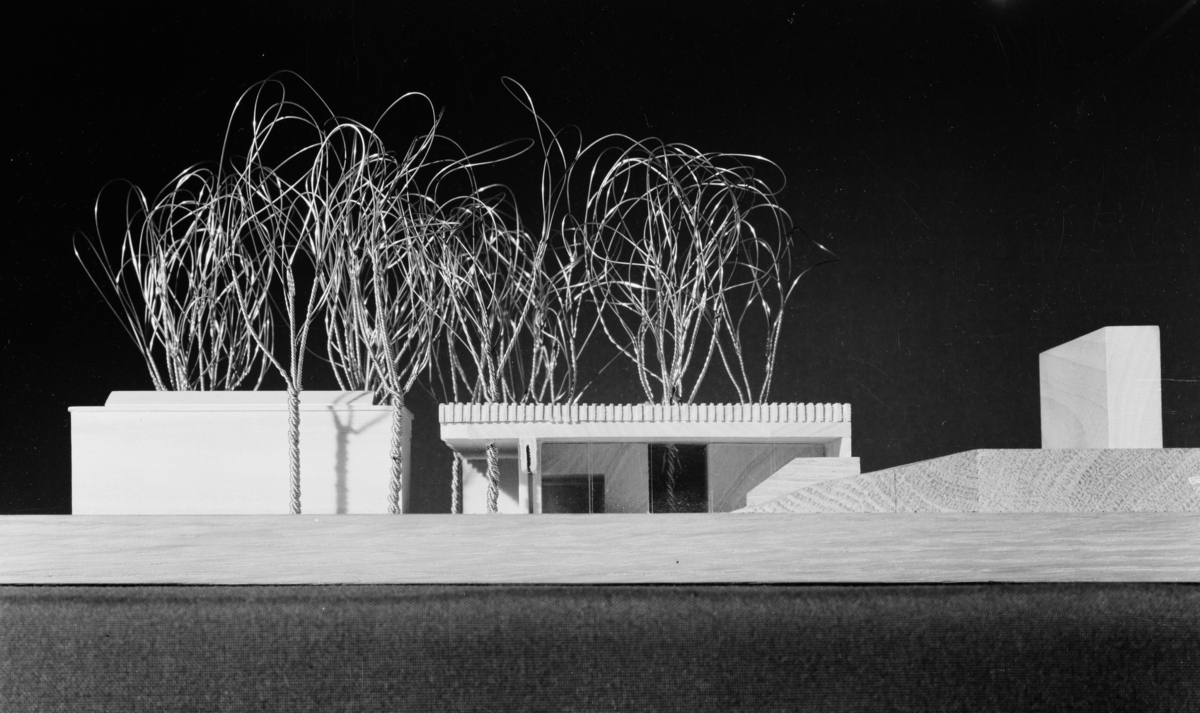 Arkitekturfoto av en modell av Venezia-paviljongen, tegnet av Sverre Fehn. *** Local Caption *** Fehn, Sverre, arkitekt (1924-2009)